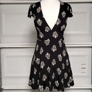 Sunday Best Cutout Dress 👗 ^_^